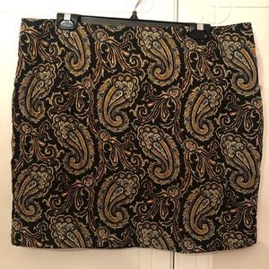 Mini skirt, New with Tags!